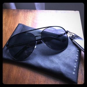 NWT Quay Australia Vivienne Sunglasses